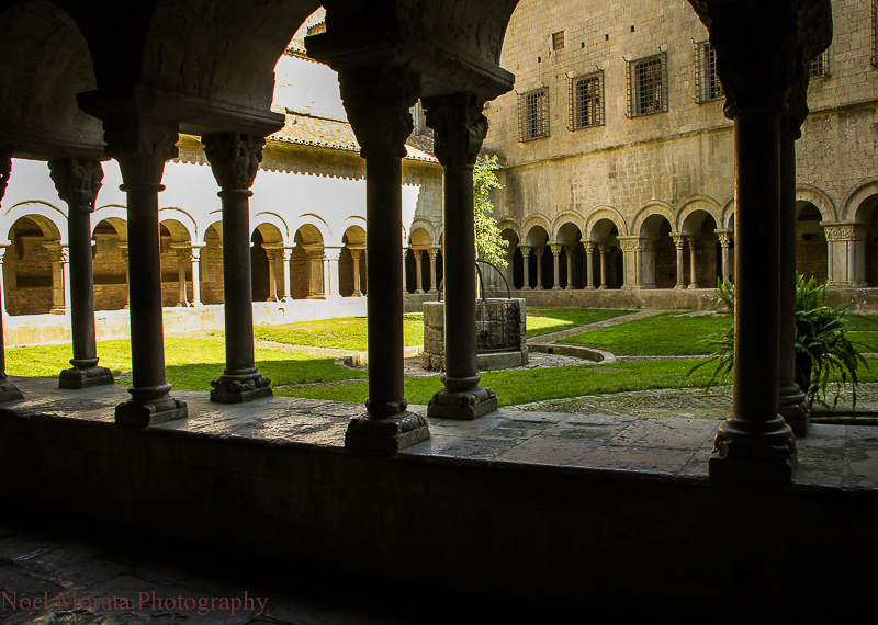 Girona, Cathedral Cloister