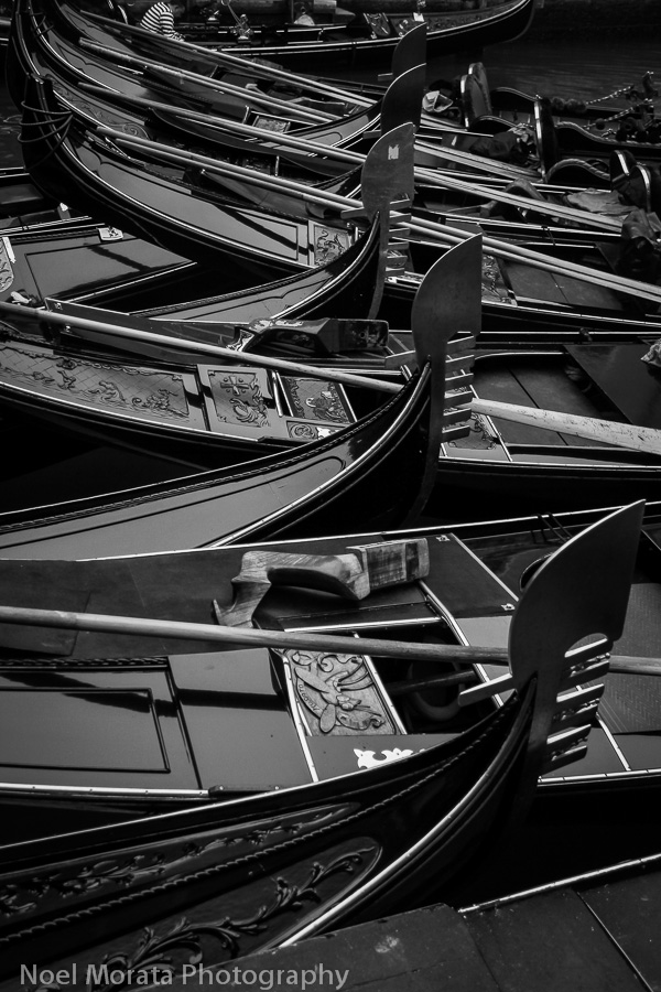 Venice highlights in black and white - Travel Photo Discovery