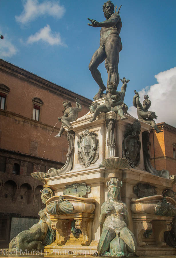 The Piazza Netunno adjacent to the main Piazza Maggiore