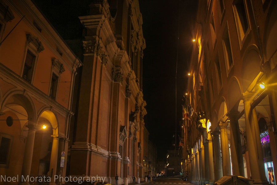 The streets and porticoes of Bologna at night