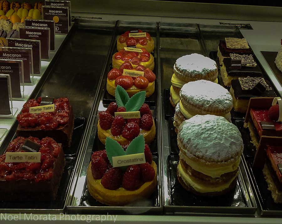 The delicious cakes and pastry shops of Bologna