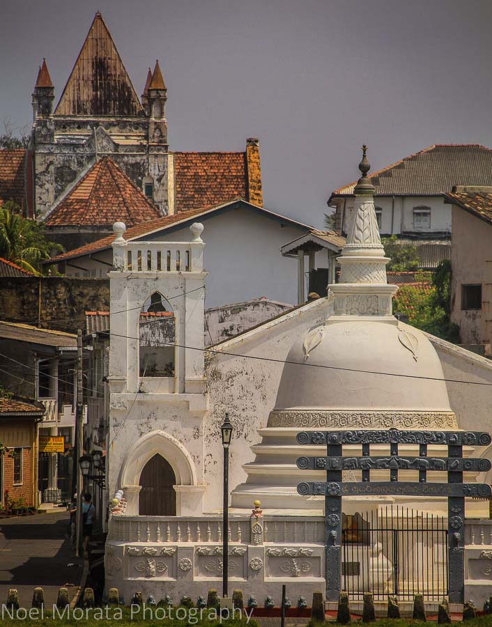 A mixture of temples and churches in Galle Fort