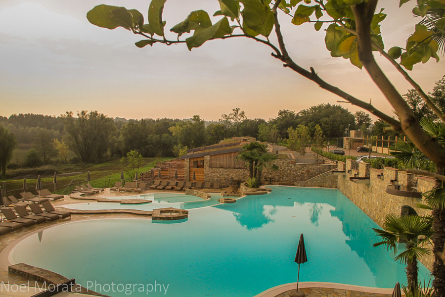 Hotel La Ali del Frassino swimming pool area