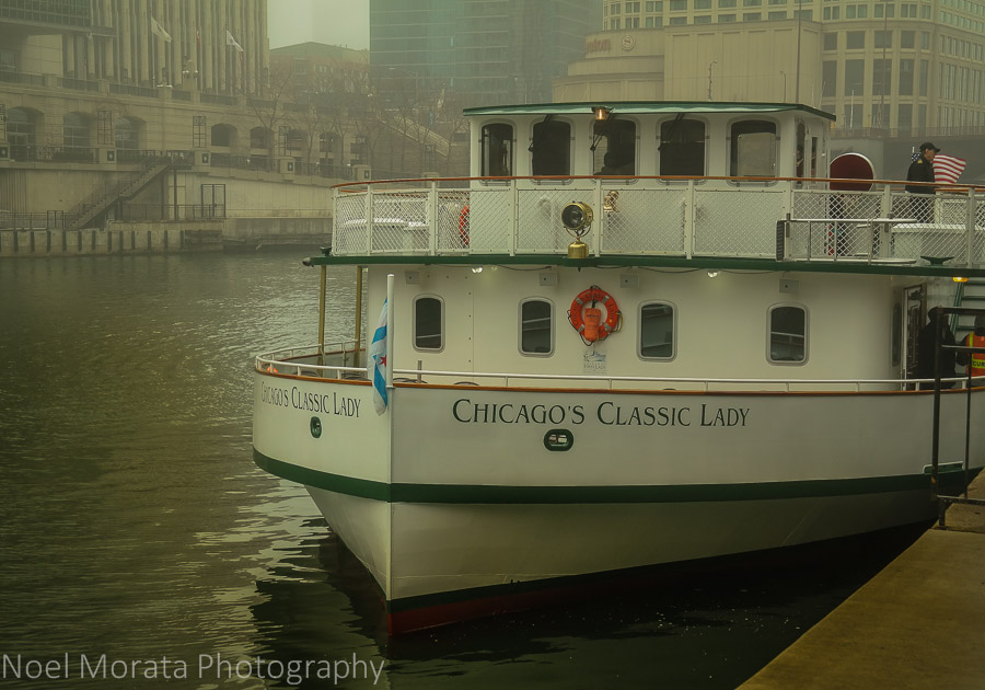 The First Lady cruises in Chicago