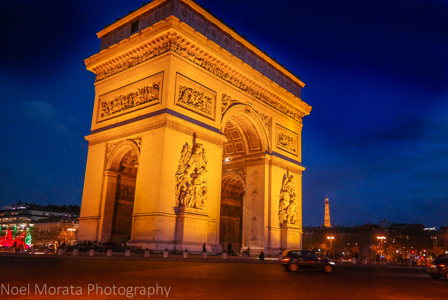 Arc de Triomphe at night time, Paris