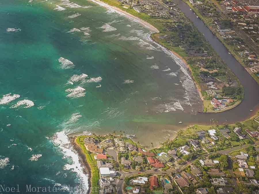 Coastal communities of East Oahu - Helicopter ride around Oahu