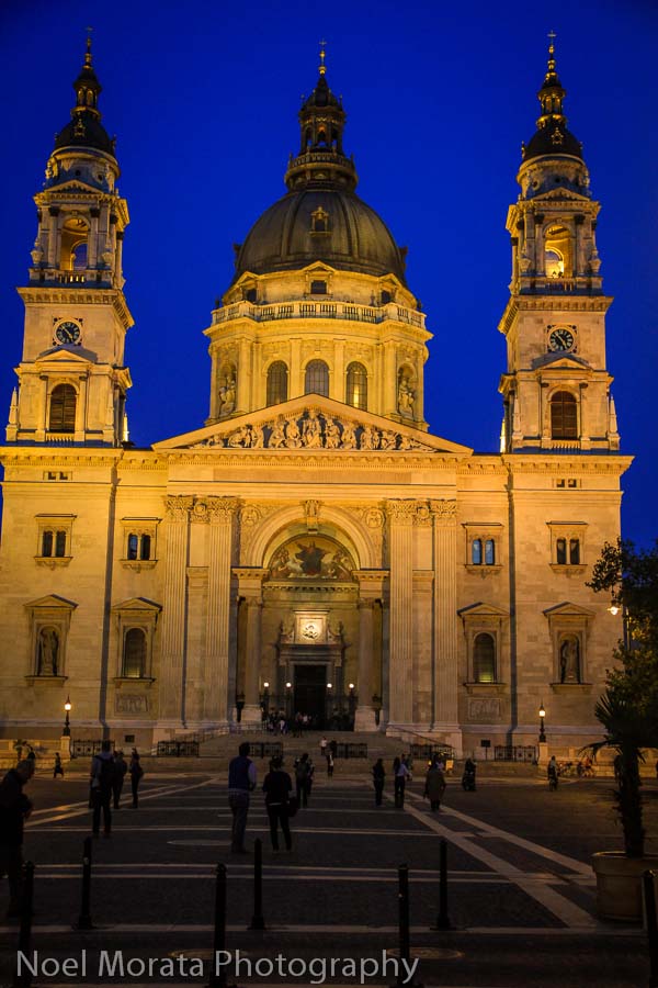 St. Stephan's basilica - Budapest at night