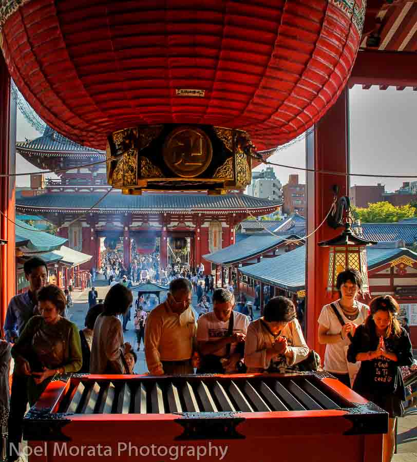 Entering the main temple of Senso-Ji in Askakusa, Tokyo