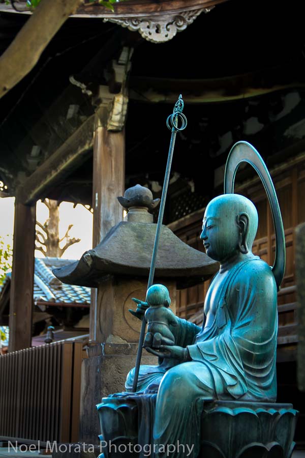 Aoyama cemetery - Best places to photograph Tokyo Japan