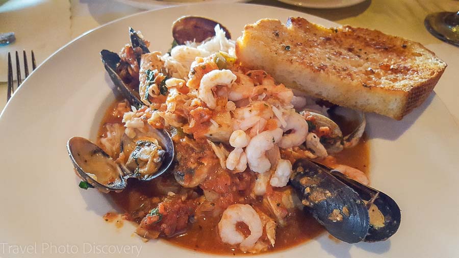 Scott's Seafood Grill and Bar Cioppino dish
