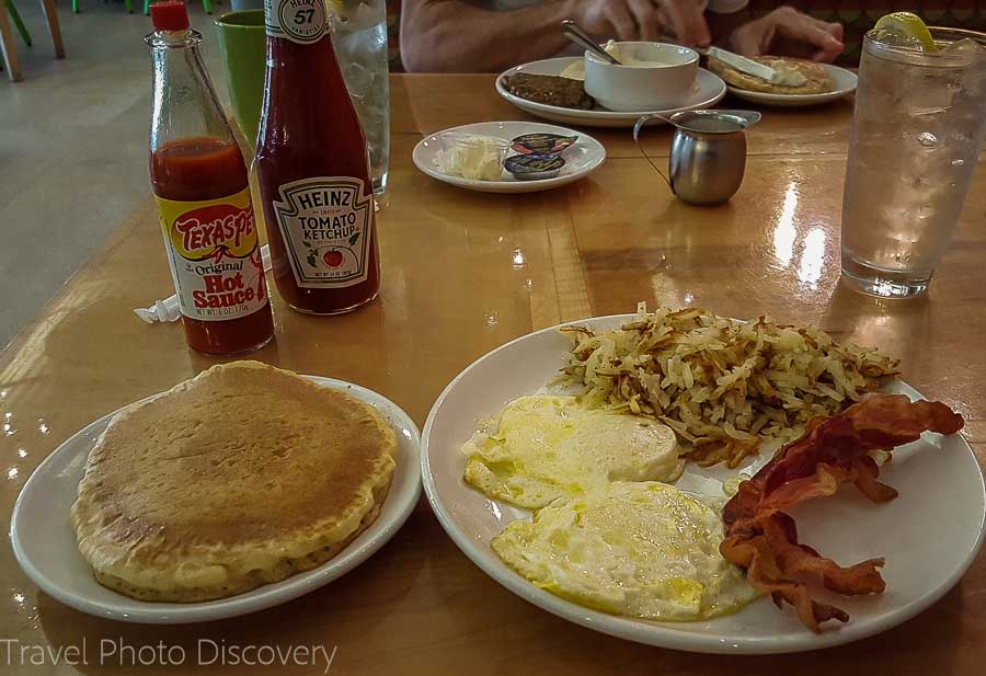 Funky Brunch Café in Savannah, Georgia 