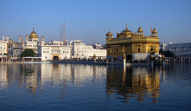 7 Magnificent Temples of India - the goldentemple
