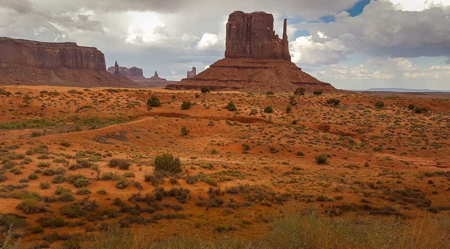 Southwest road trip through Monument Valley, Utah