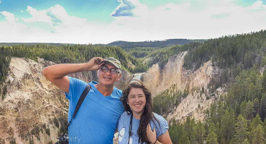 Visiting Yellowstone National Park and wildlife tour