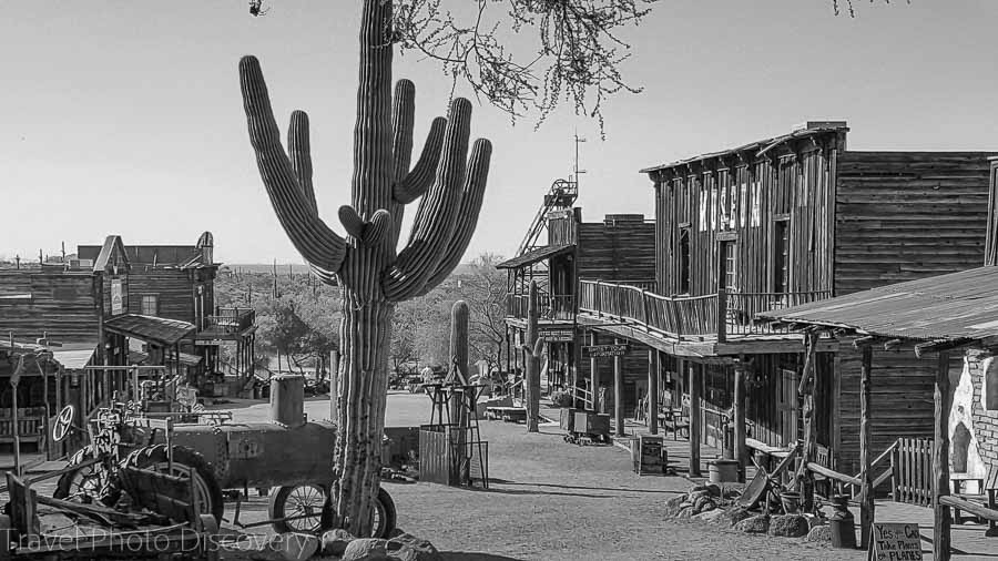 Driving the Apache Trail in Arizona
