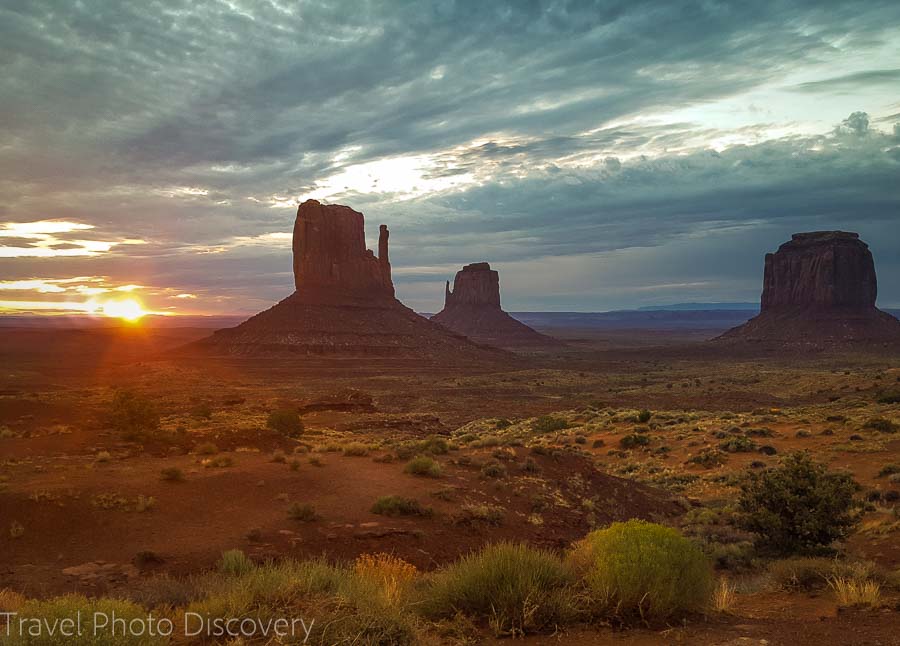 Visiting and touring Monument Valley in Utah