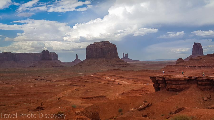 Ridge views Visiting and touring Monument Valley in Utah