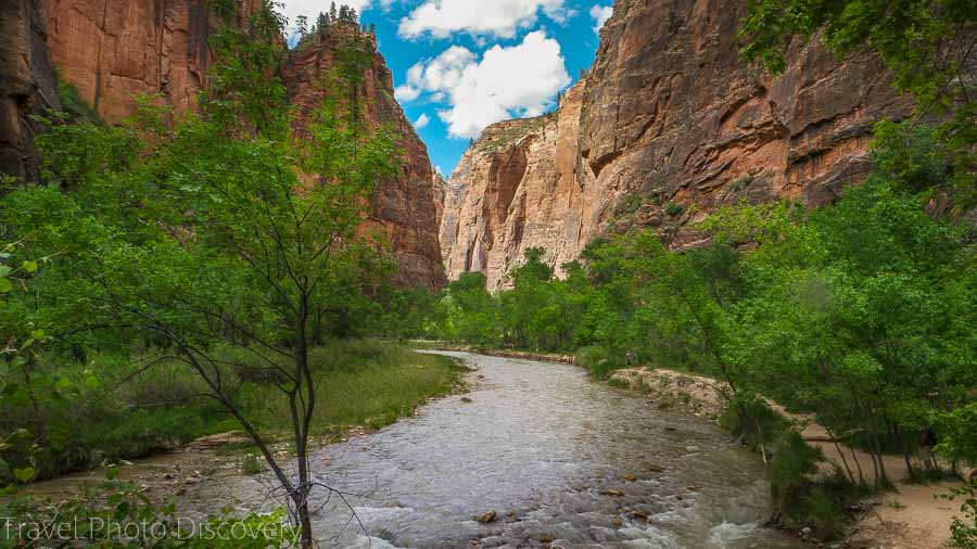 Riverside walk to the Narrows Zion National Park
