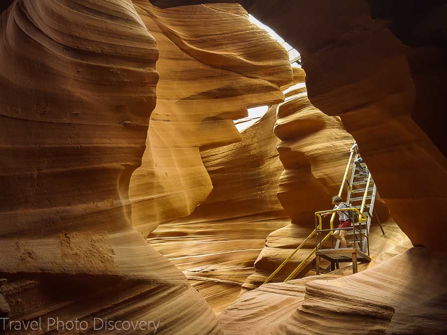 The descent and staircase at Lower Antelope Canyon Arizona