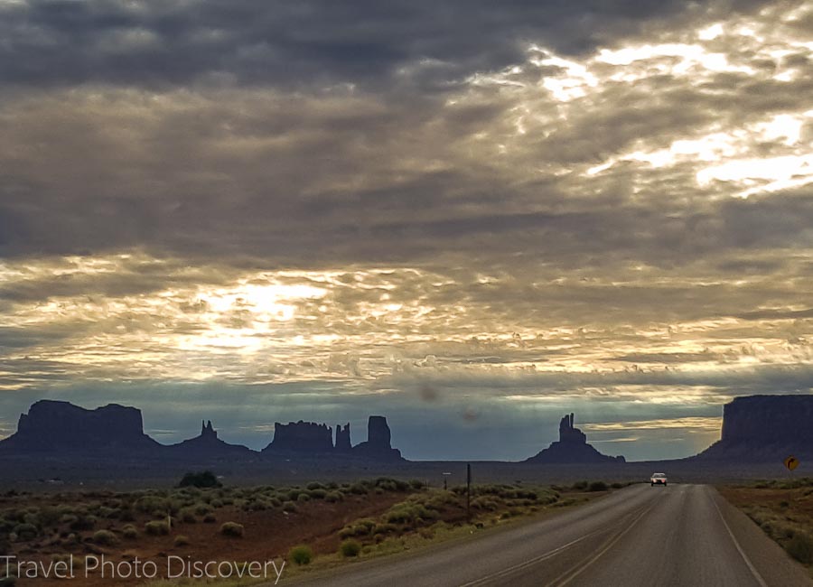 Leaving the Monument Valley Navajo tribal park in Utah Arizona border