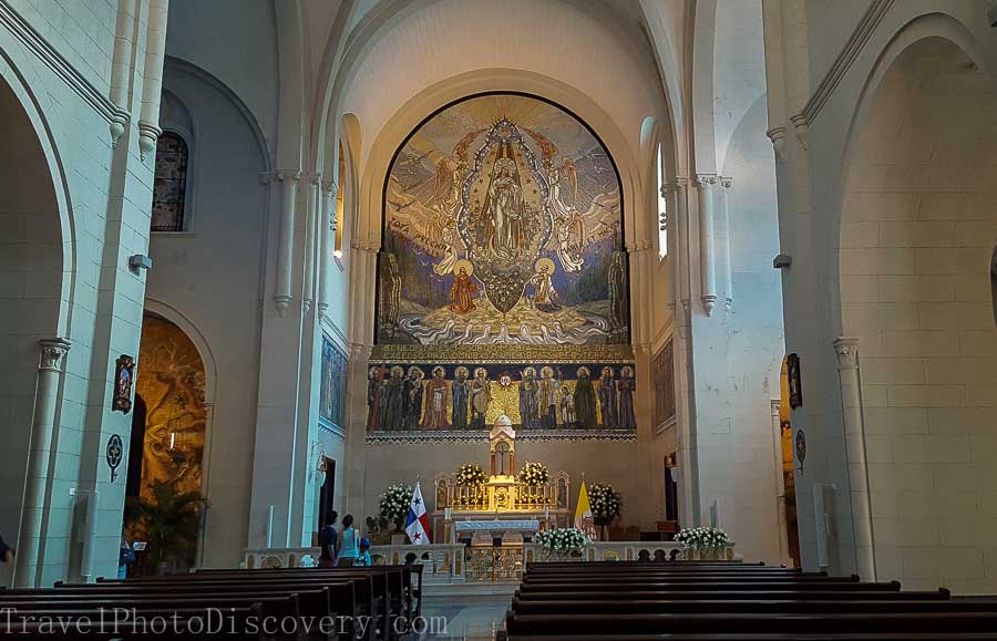 Interior views Iglesia San Francisco de Asis in Casco Viejo