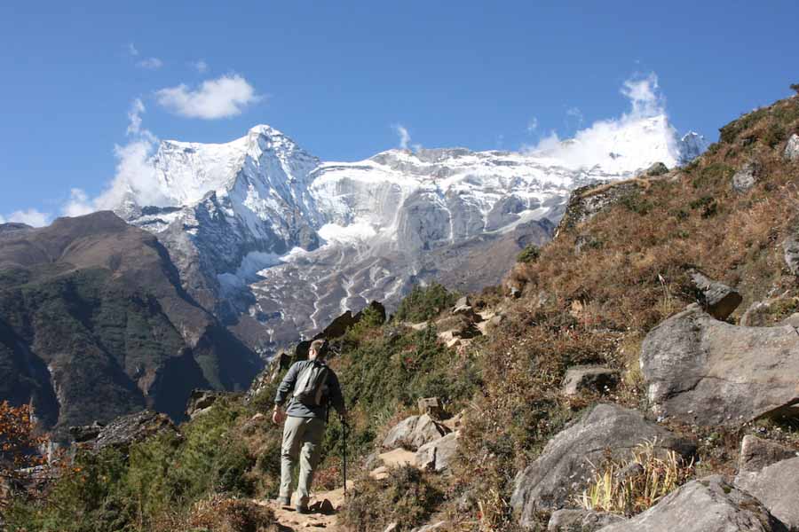 Top adventure and eco experiences hiking Mt. Everest
