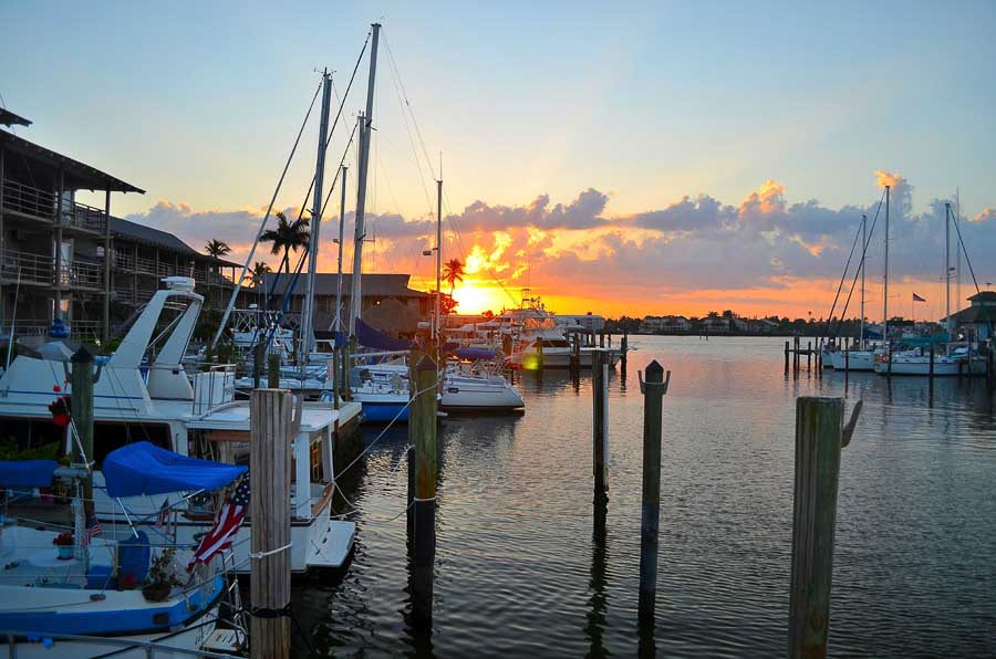 Driving the west coast of Florida through Naples