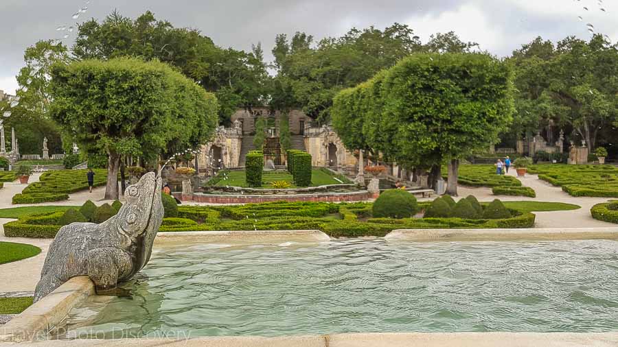 Lush living gardens of Vizcaya museum 