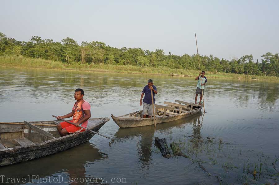 A river cruise at Chtwan National Park