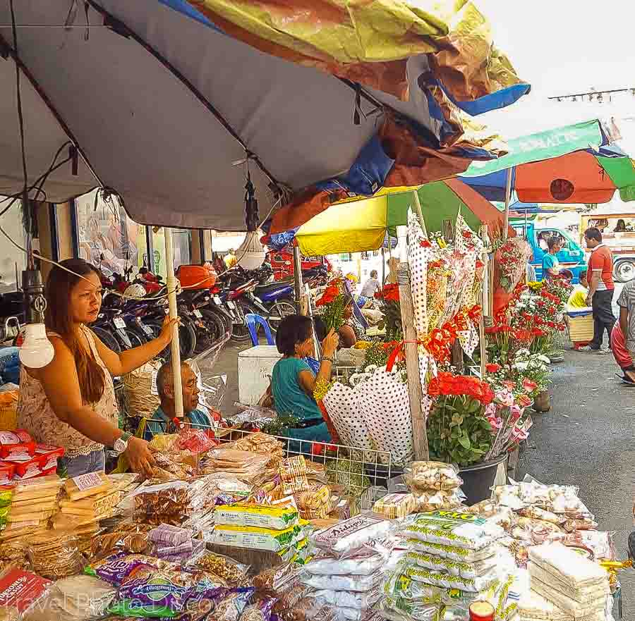 Cebu market area by cathedral