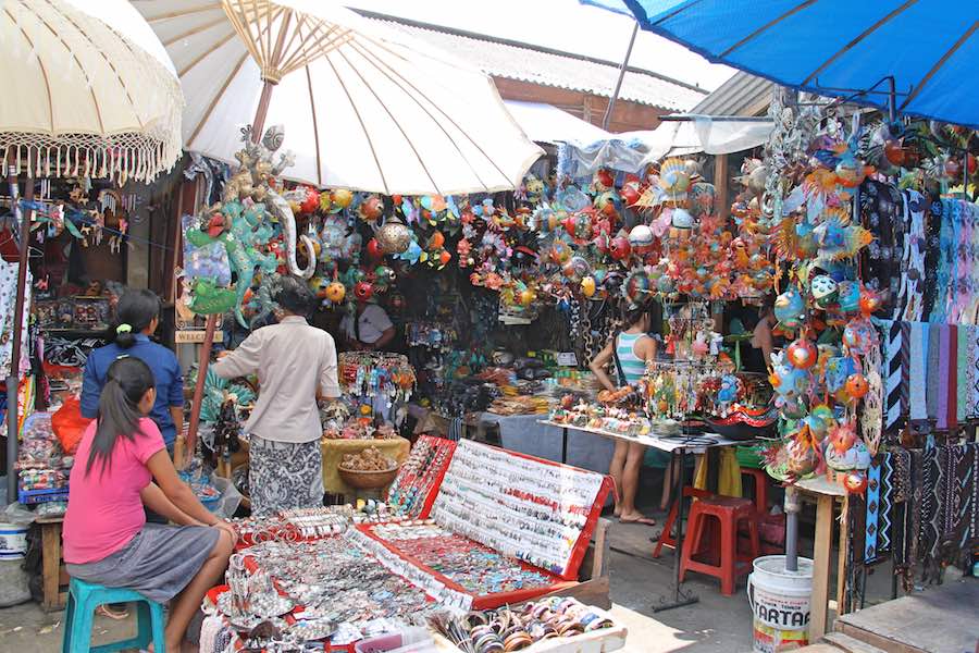 Shopping the central market in Ubud