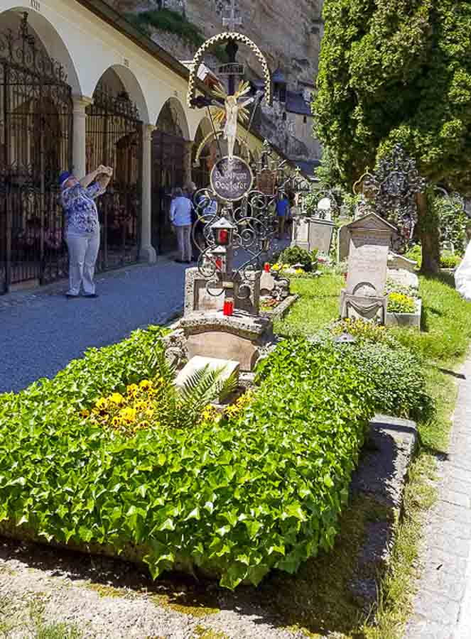 St Peters Cemetery