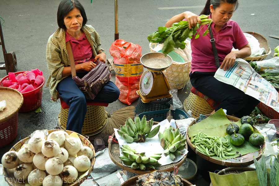 Exploring the Chiang Mai Warorot market