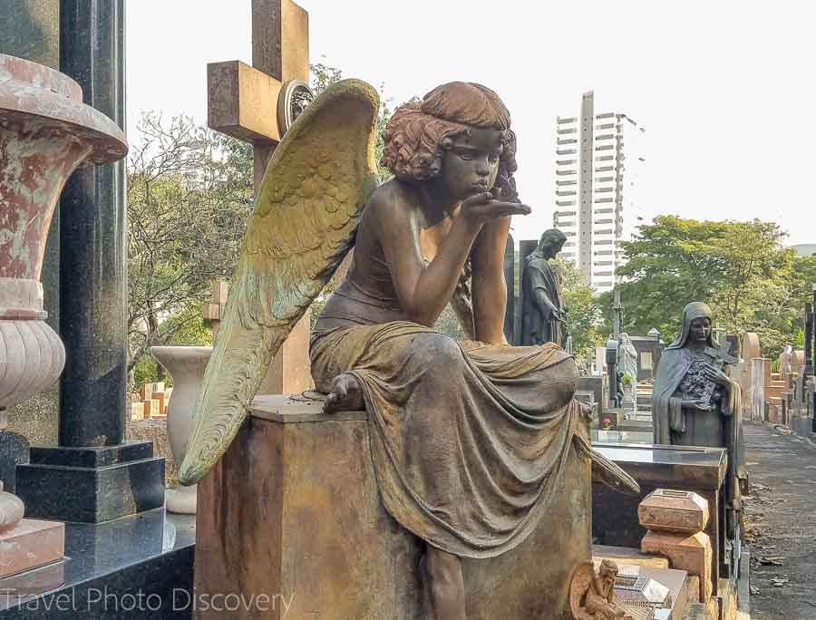 Sao Paulo cemetery at Pinheiros