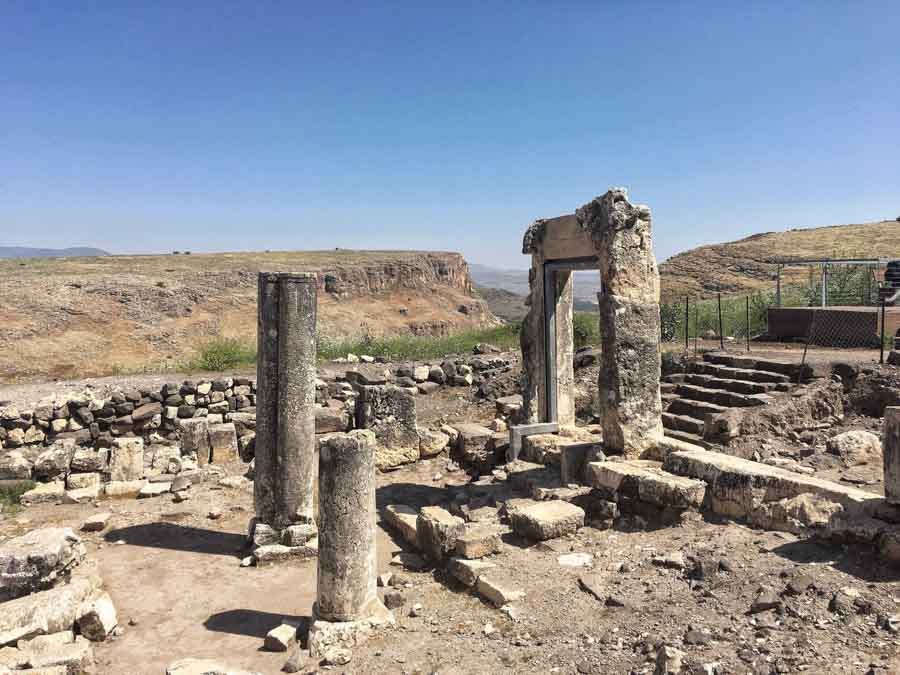 Hiking adventure in Moshav Arbel in Israel