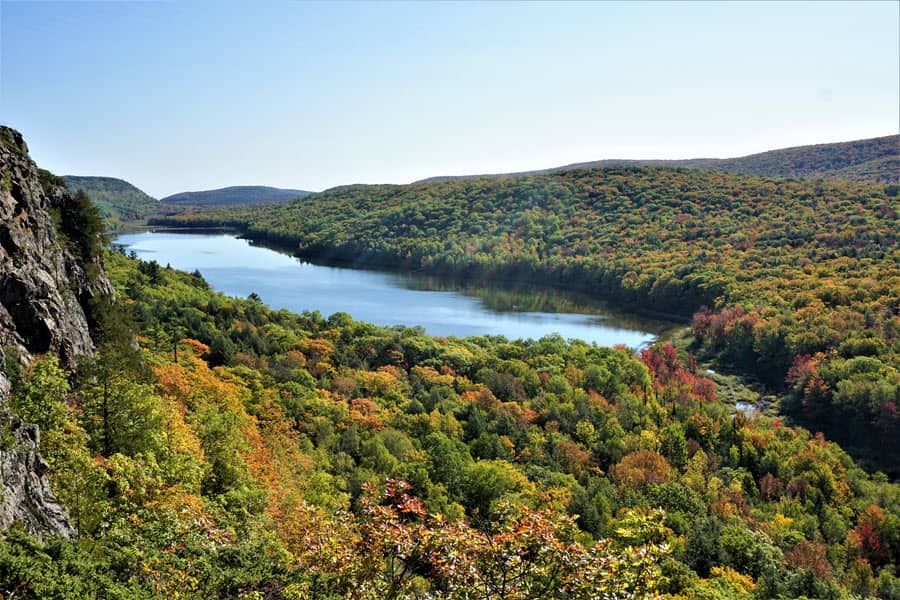 fall in upper peninsula michigan