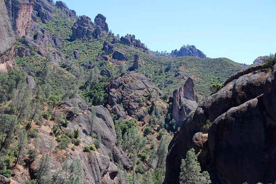 Pinnacles national park Best national parks in california