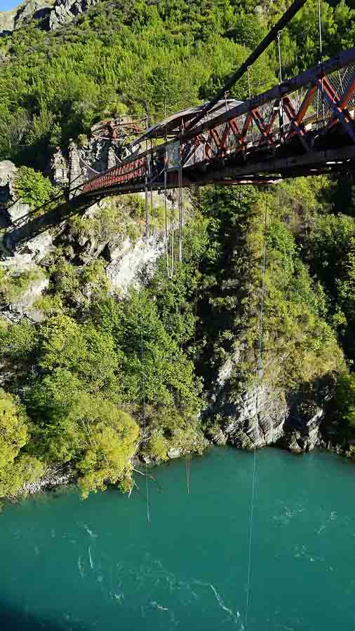 queenstown-new-zealand-kawarau-bridge-bungy-jump-aj-hackett