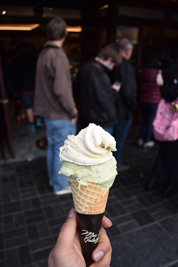 queenstown-new-zealand-mrs-ferg-gelateria-ice-cream