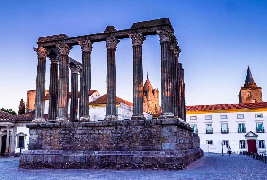 Visiting the Unesco towns in Evora Portugal