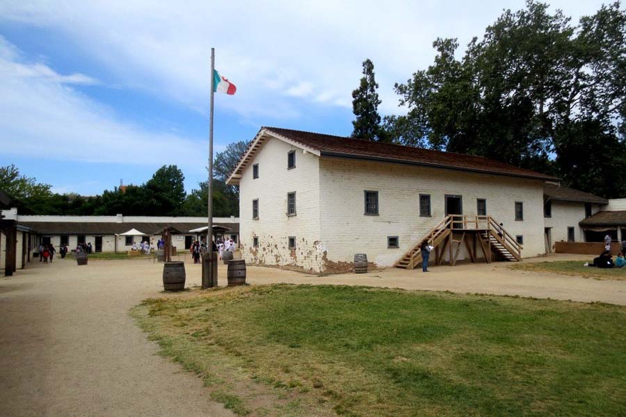 Sutter's Fort Sacramento_