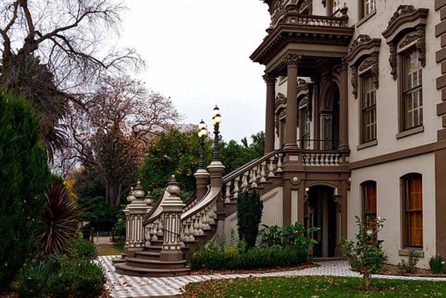 leland-stanford-mansion in Sacramento