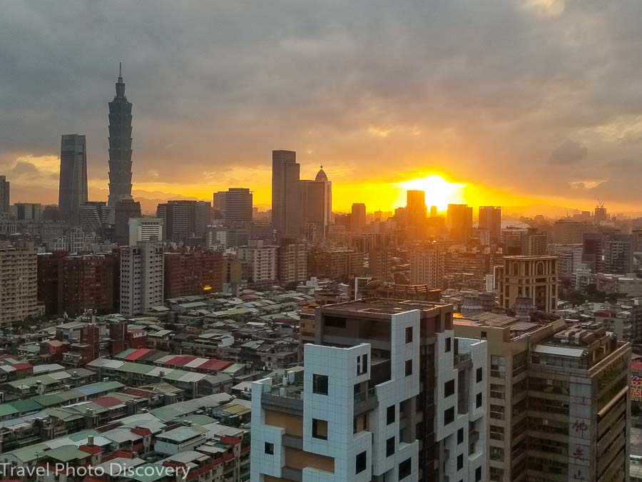 Amba Songshan views at sunset