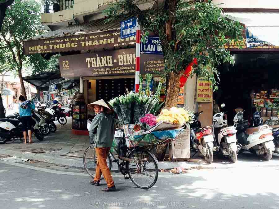 scenic-Hanoi-Old-Quarter