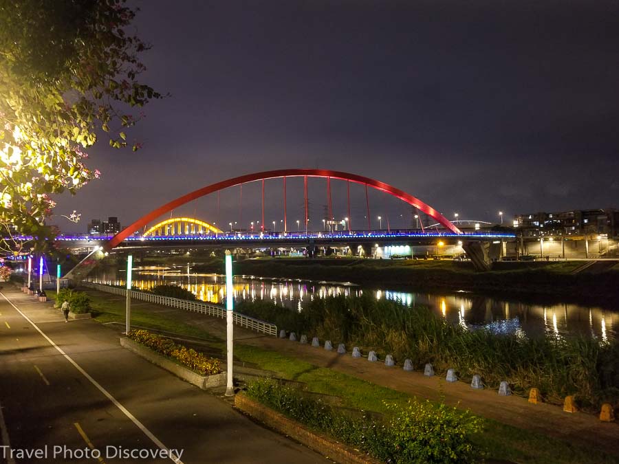 Taiwan night at Keelung River