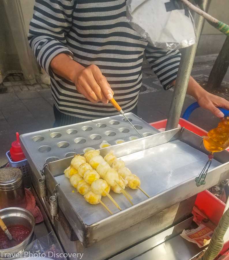 Ximending street food vendors