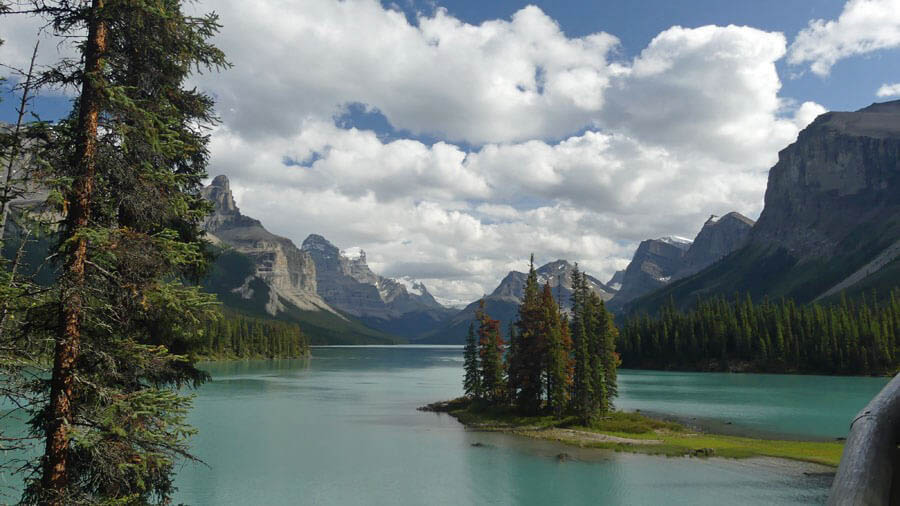 Maligne Lake