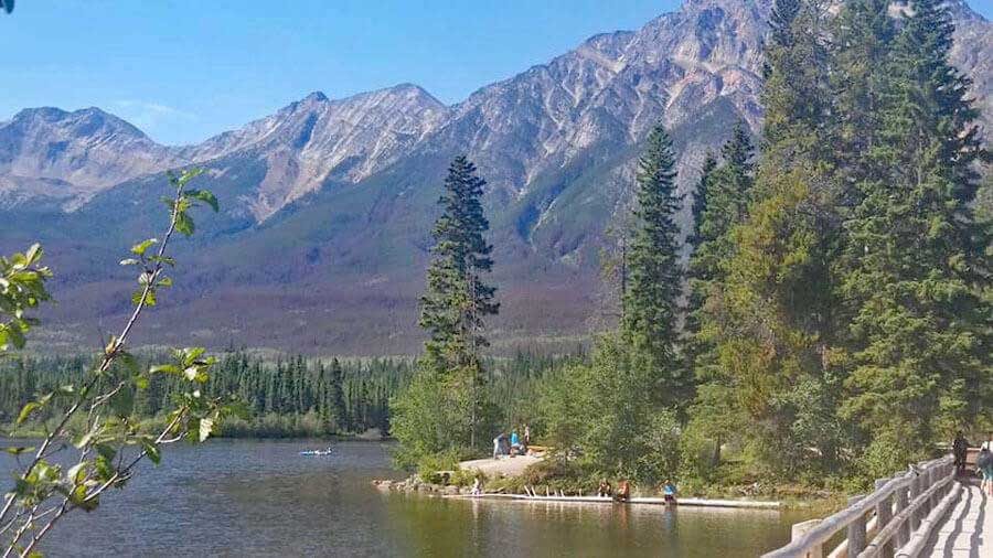 Pyramid Lake