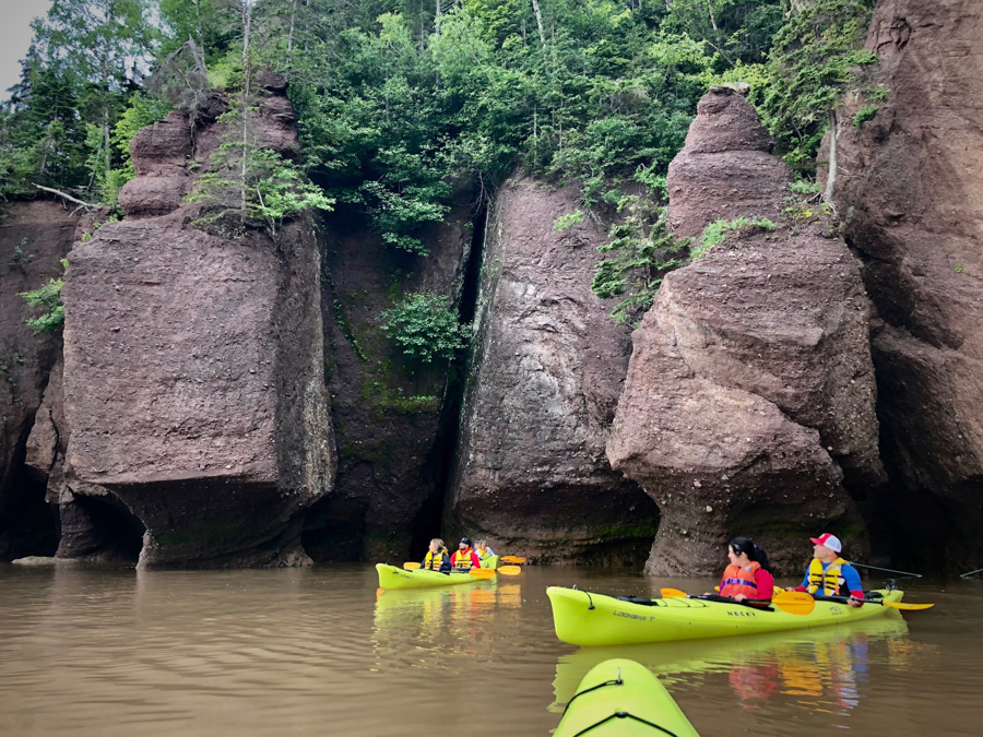 Kayak at the Hopewell Rocks