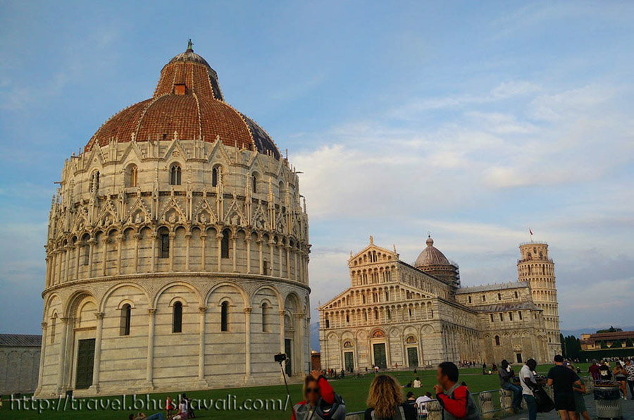 architecture of Pisa Italy
